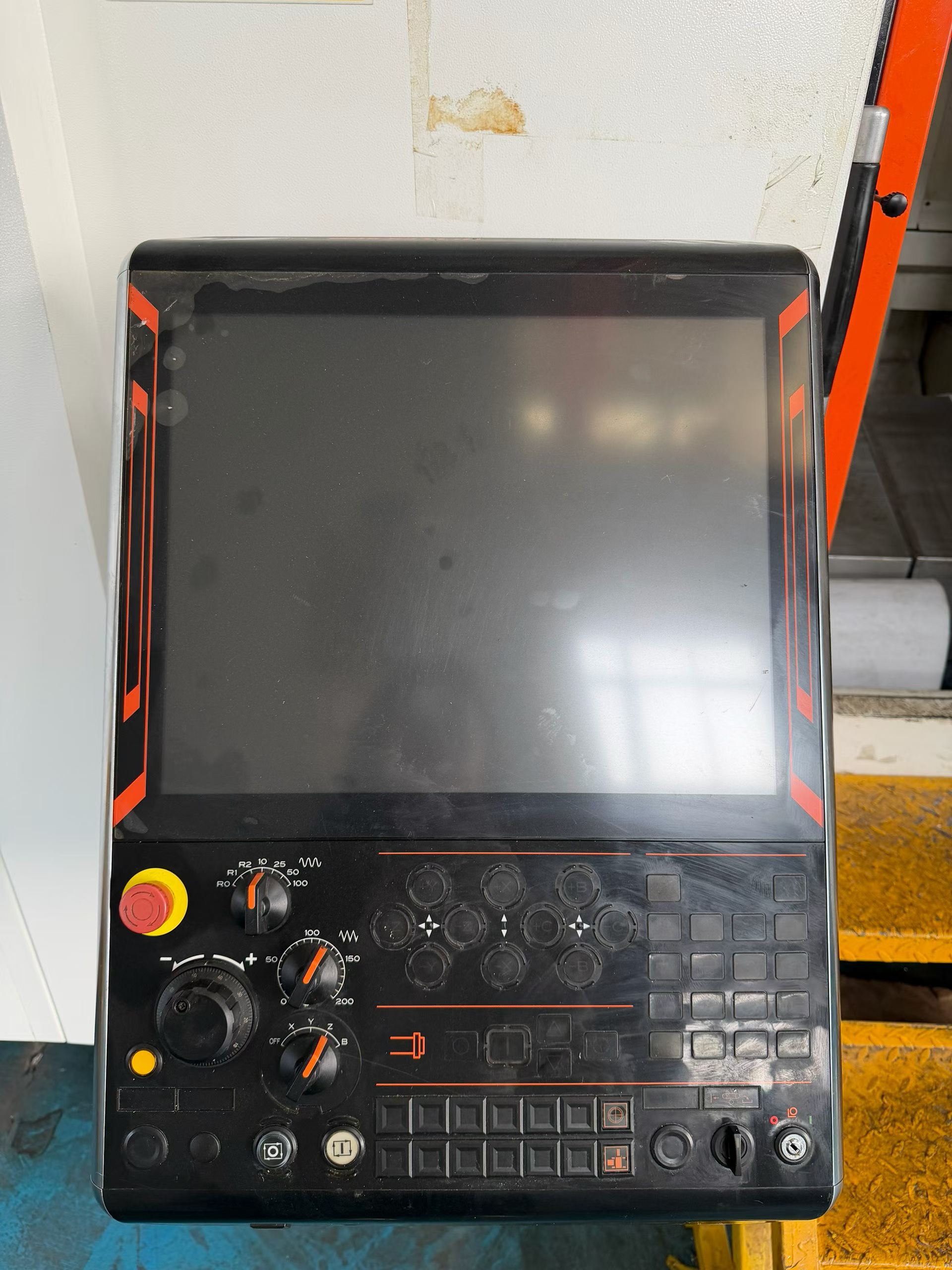 Used Mazak 6000 L Twin-Pallet Horizontal Machining Center photo 2