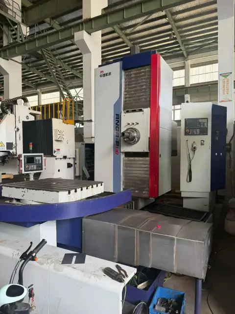 Подержанный расточной станок CNC Zhongjie 110 с системой управления Siemens 828D