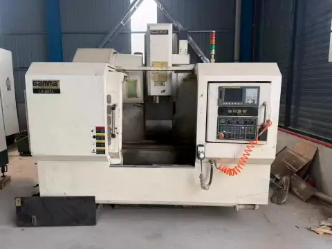 مركز تصنيع Gamma 850 مستعمل مع FANUC MD