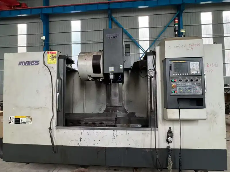 HengWei 1165 Vertical Machining Center with Fanuc MD Control photo 1