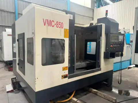 Trung tâm gia công Jingqiao 850 với hệ điều khiển FANUC