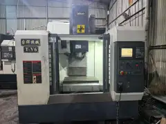 Premium 650 Machining Center with Linear Guideways and Mitsubishi M 70 Control photo 3