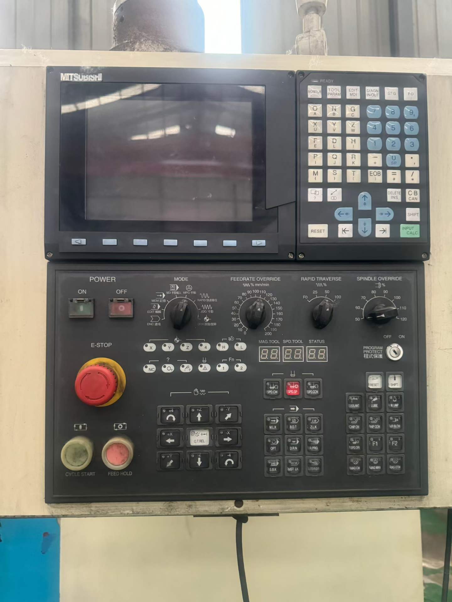 Used 1060 Machining Center with Mitsubishi M 6 Control photo 4