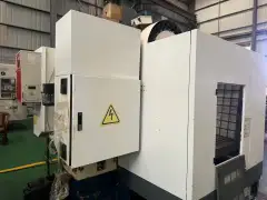 Used 750 Machining Center with 900 x 500 Worktable photo 9