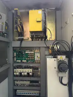 Used 850 Machining Center with FANUC MD Control photo 4