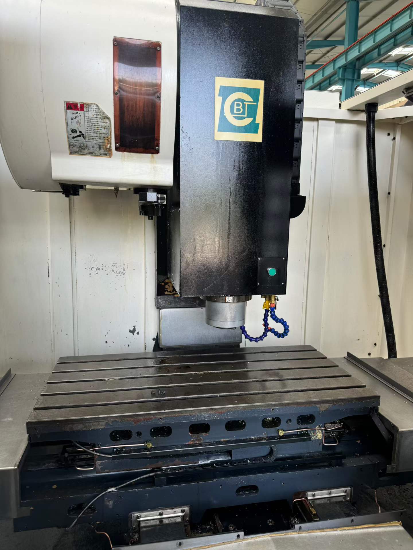 Used Baojia 850 Machining Center with Mitsubishi M 70 photo 3