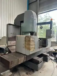 Used CNC Milling Machine photo 4