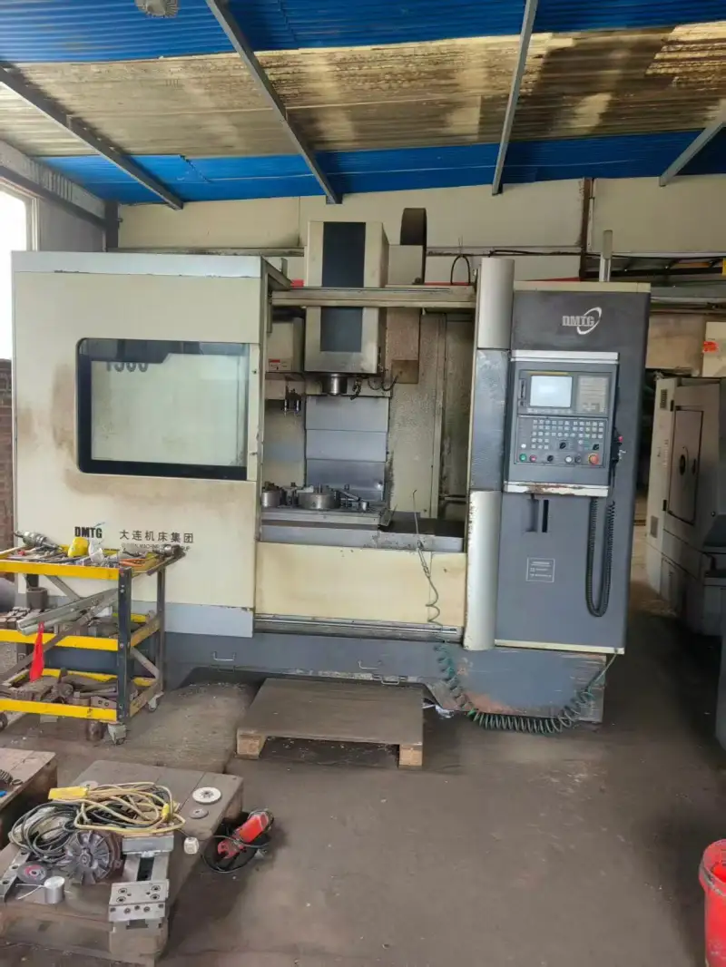 Used Dalian 1300 Machining Center with Fanuc MF Control photo 1