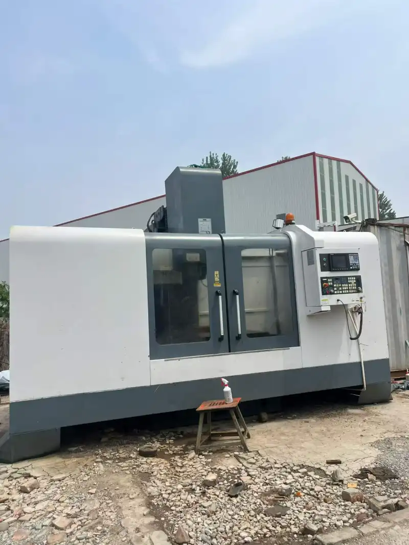 Used Fair Friend 715 Machining Center with Mitsubishi Control photo 1