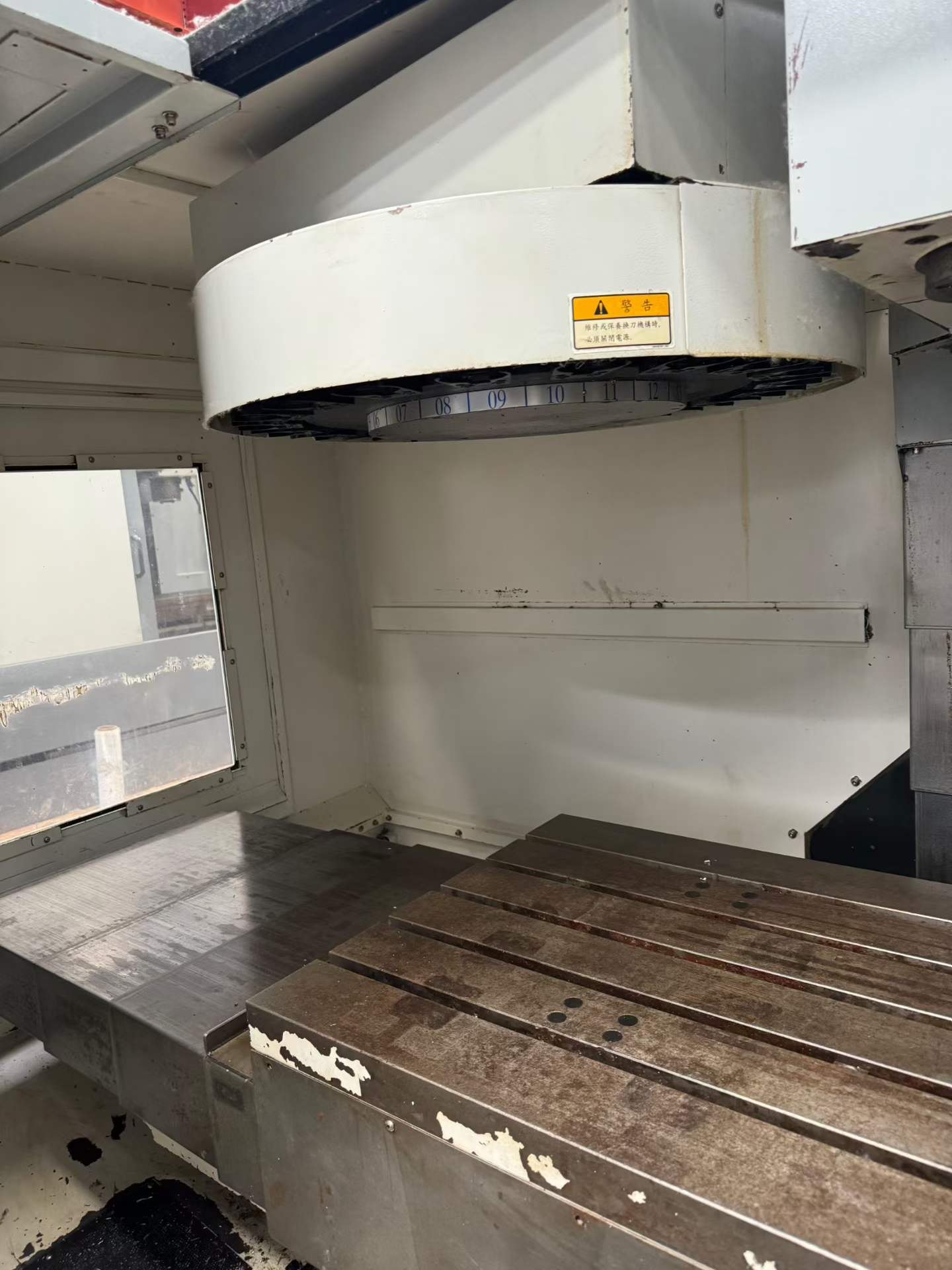 Used Leadwell 1400 Machining Center with Mitsubishi Control photo 4