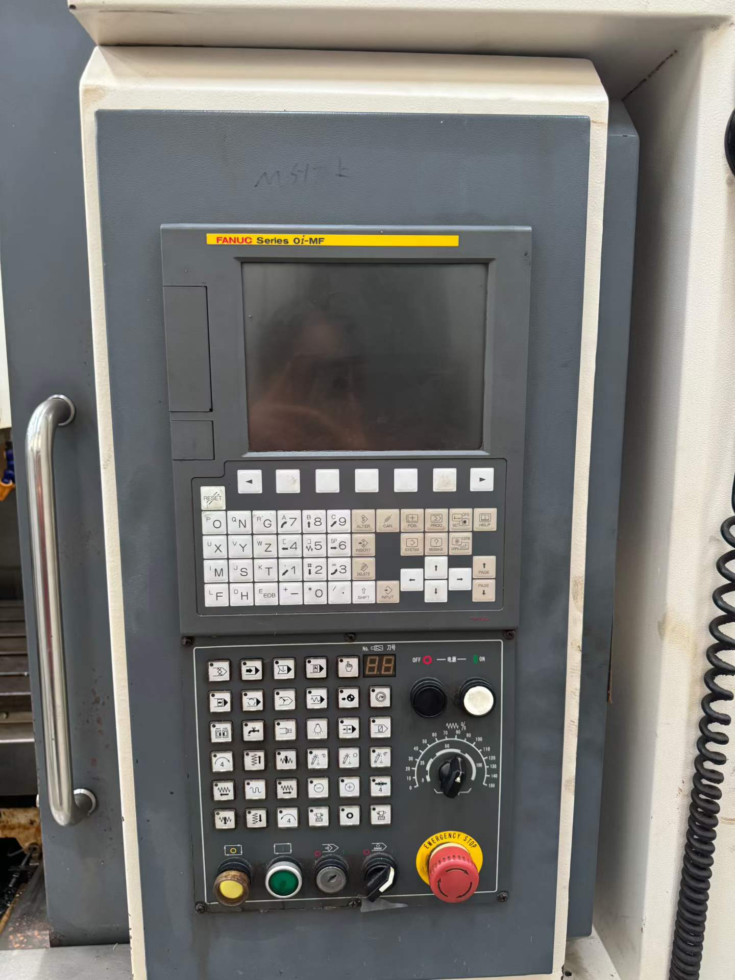 Used Machining Center with Fanuc MF Control photo 2