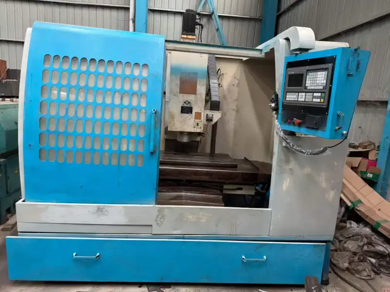 Used Nanjing 715 CNC Milling Machine photo 1