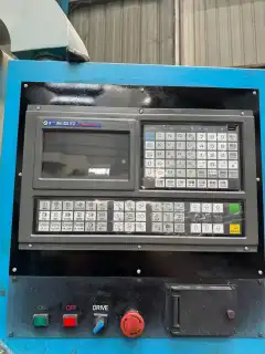 Used Nanjing 715 CNC Milling Machine photo 2