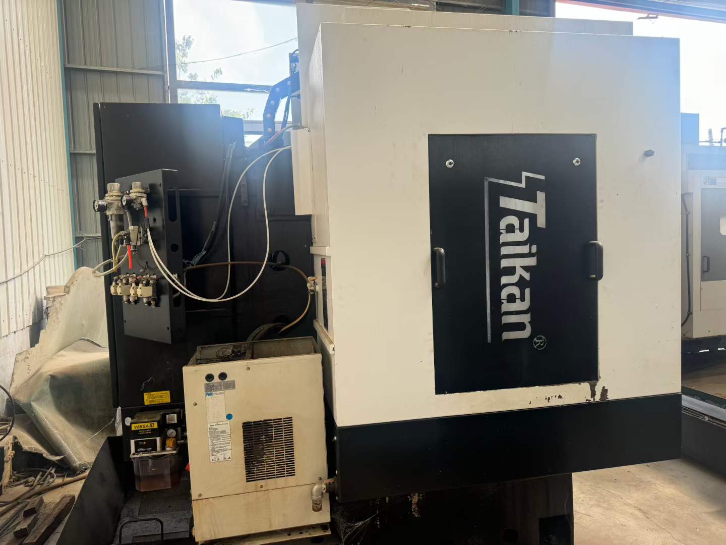 Used Taiqun 500 Drilling and Tapping Center photo 4