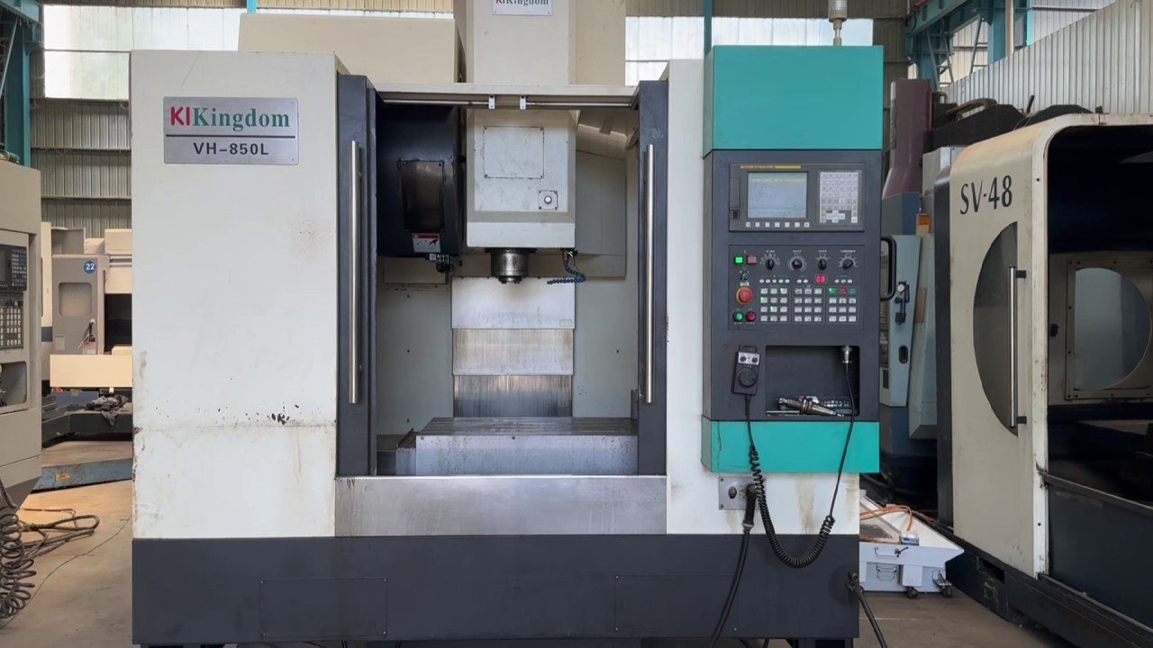 Used Taiwan 850 Machining Center with FANUC MD Control and USB video thumbnail
