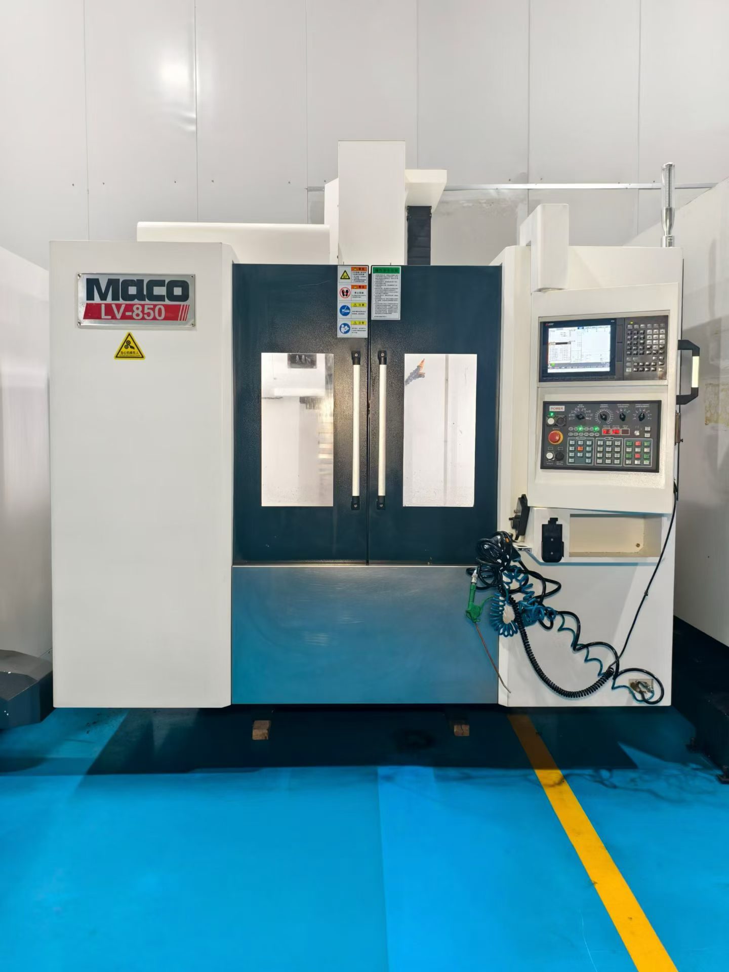 Used MATT LV 850 Machining Center with Mitsubishi M 80 photo 1