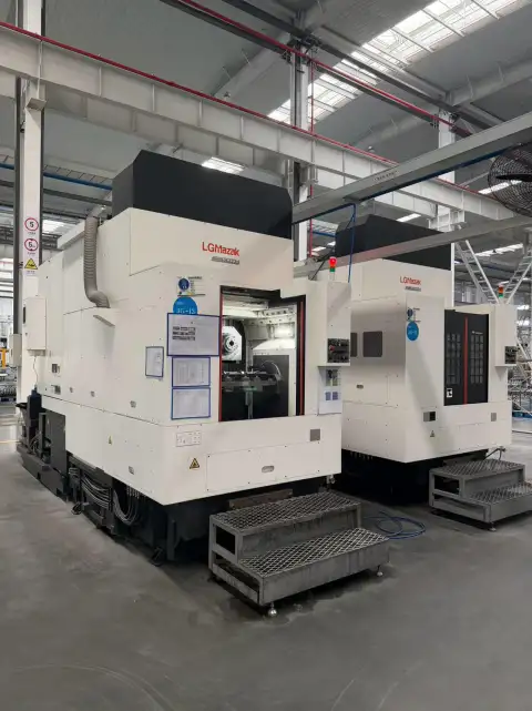 Hai trung tâm gia công ngang Mazak FF 5000/40 L đã qua sử dụng