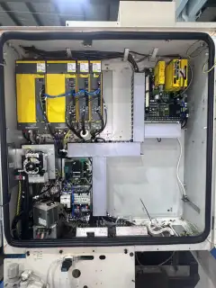 Used Fanuc D 21 MiA Drilling and Tapping Center photo 8
