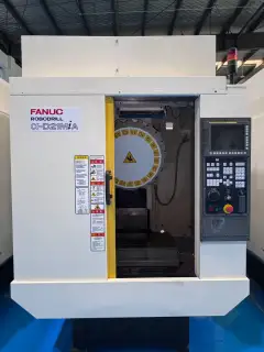 Used Fanuc D 21 MiA Drilling and Tapping Center with Fanuc 31 i-B Control photo 3