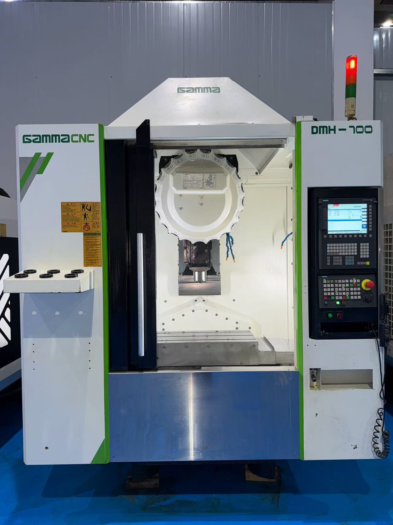 Used Gamma T 700 Drilling and Tapping Center photo 3
