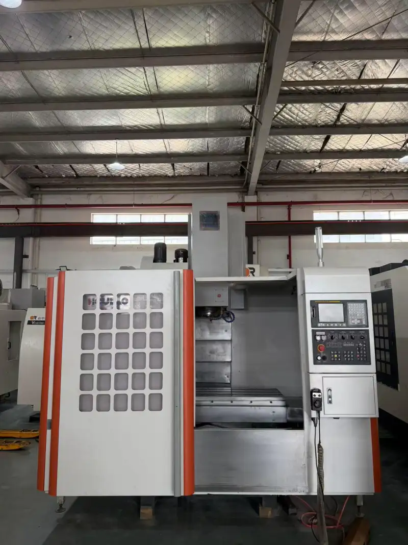 Used Houdao 850 Machining Center with Fanuc MD Control photo 1