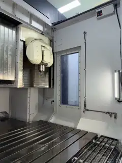 Used Makino V 90 S 5-Axis Machining Center photo 6