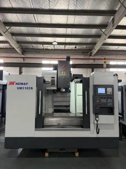 Centro de mecanizado vertical Neway VM-1103 S usado con Fanuc