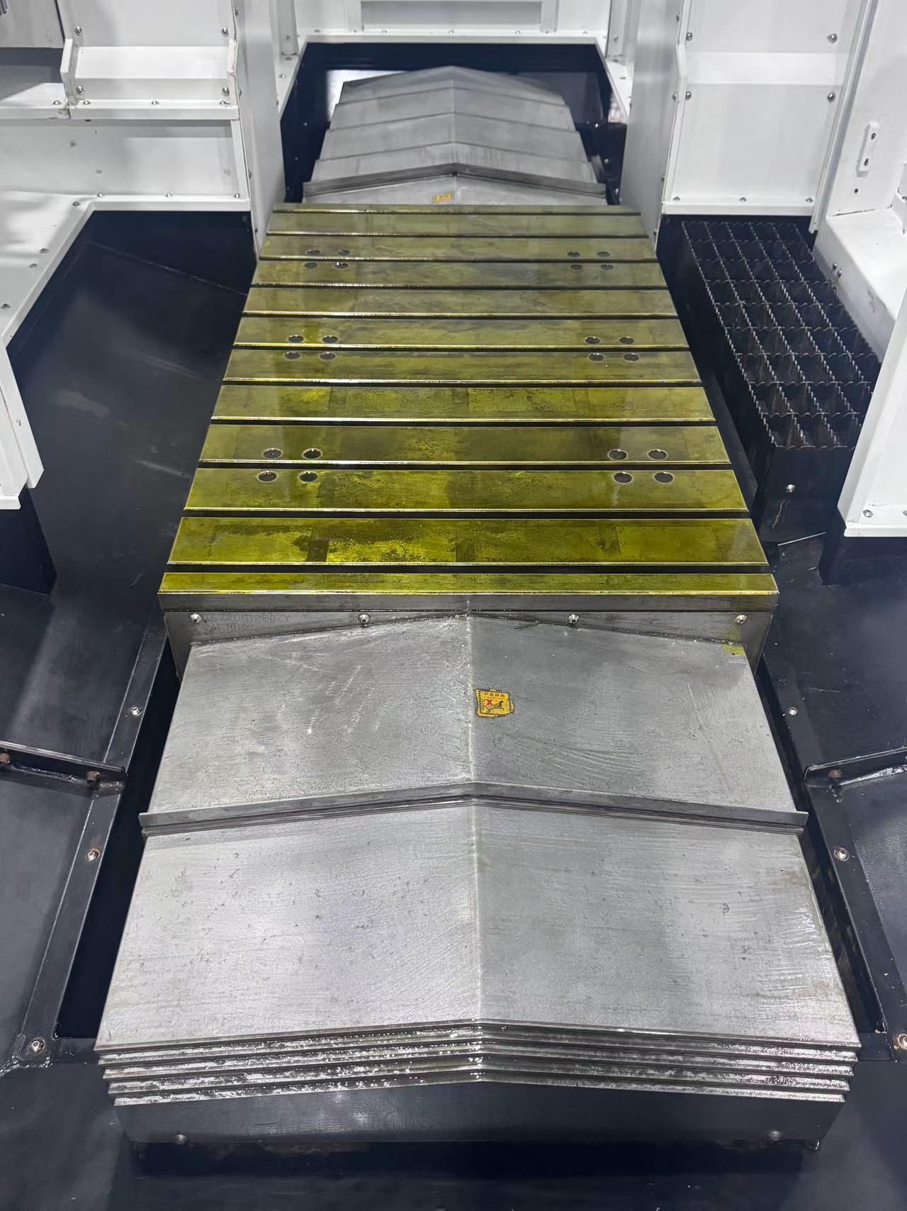 Used Qiruida KMD-12080 CNC Gantry Machining Center photo 4