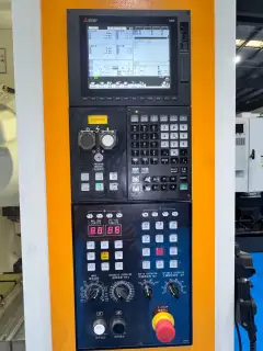 Used Xin Jun Yu TP-600 Drilling and Tapping Center photo 2