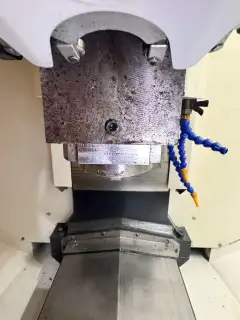 Used Xin Jun Yu TP-600 Drilling and Tapping Center photo 5