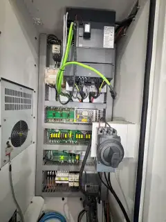 Used Xin Jun Yu TP-600 Drilling and Tapping Center photo 8
