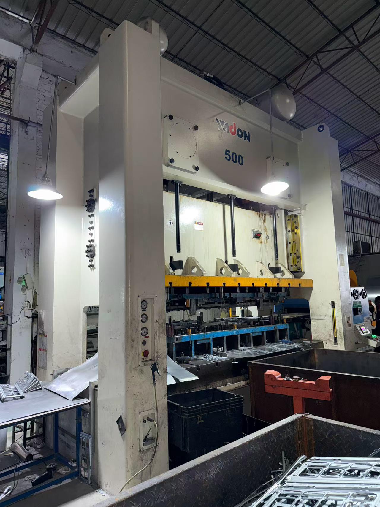 Yangduan 500 Ton Double-Shaft Gantry Punch Press JB 36-500 photo 3