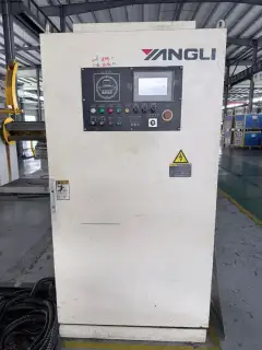 Used Yangli JM 36-500 500-Ton Double-Shaft Punch Press photo 4