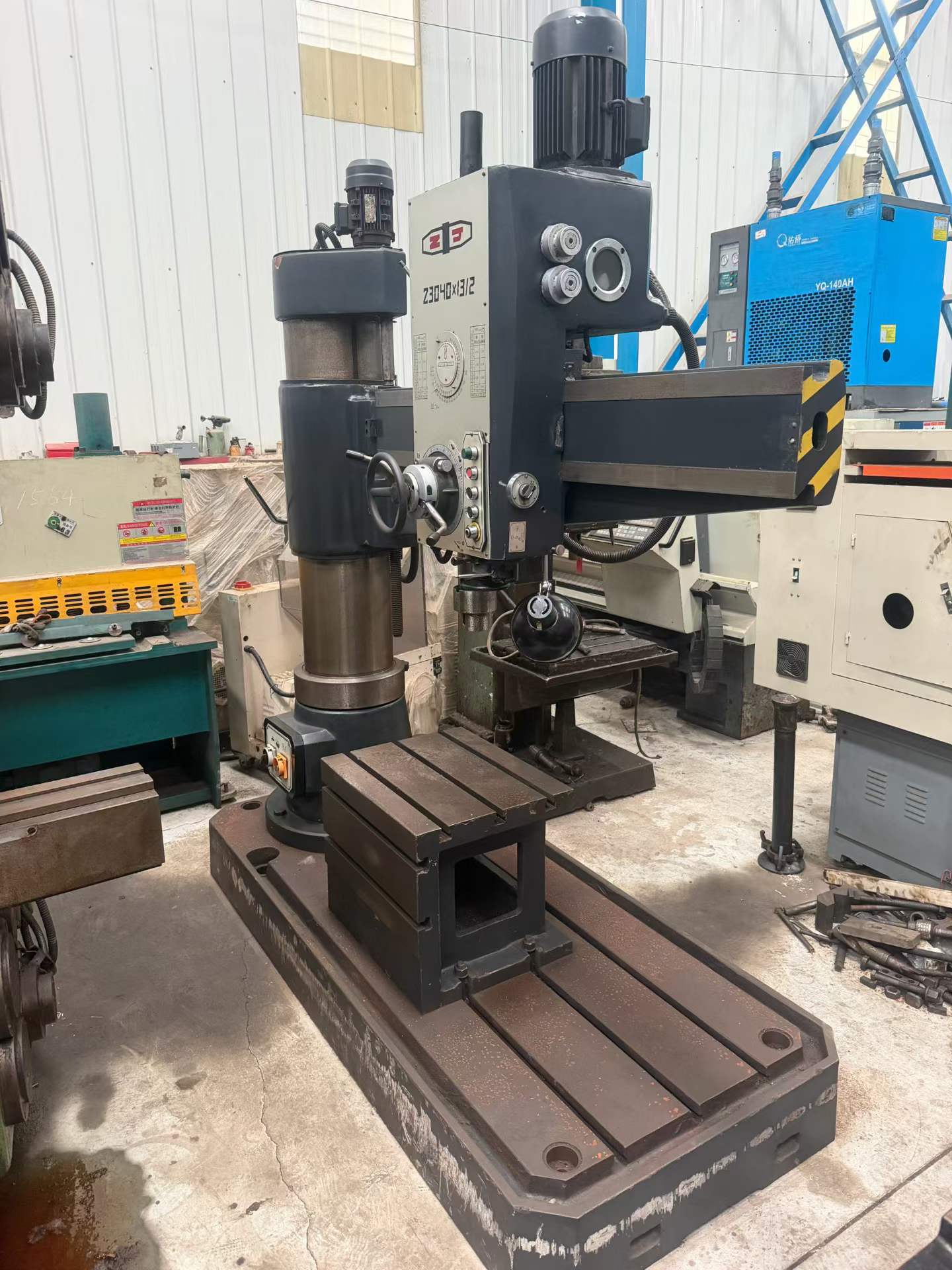Quality 3040 Radial Drilling Machine, Lightly Used photo 1