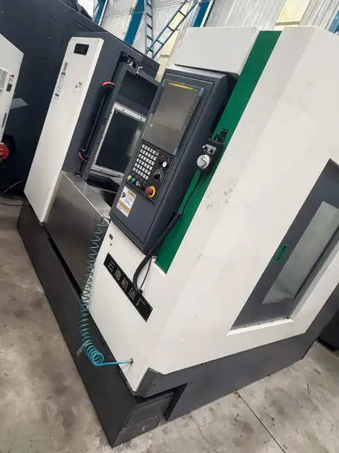 Kullanılmış 850 Dikey İşleme Merkezi Satılık