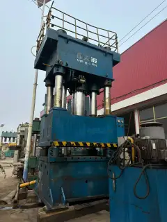 Used 1000 Ton Hydraulic Press photo 1