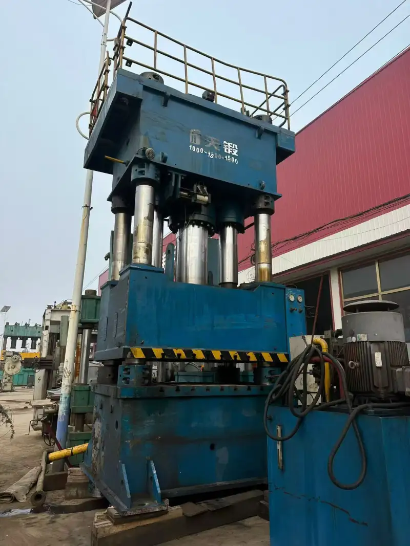 Used 1000 Ton Hydraulic Press photo 1