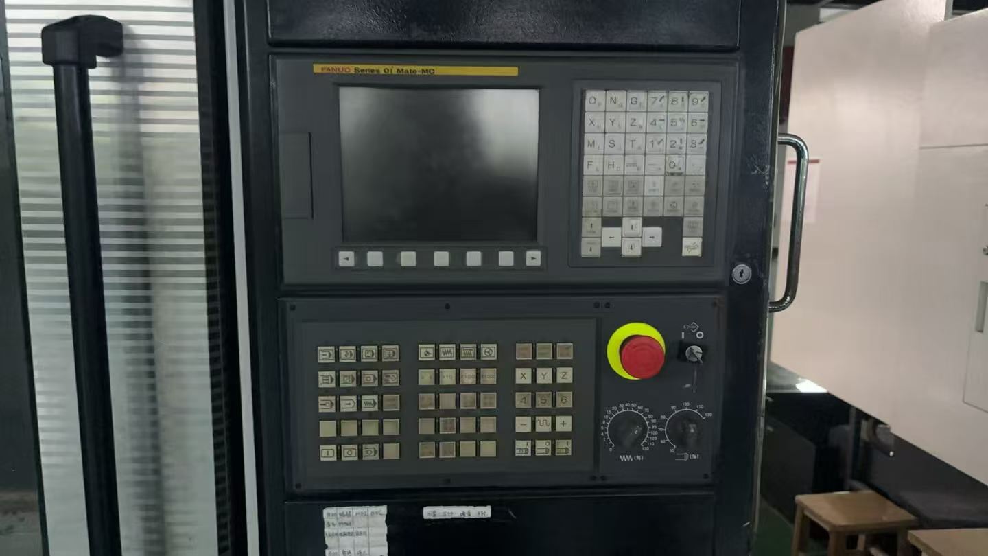 Used Changzheng 850 Machining Center photo 2
