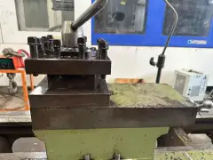 Used Dalian CW 6280 C x 3 m Lathe with 500 mm 3-Jaw Chuck photo 3