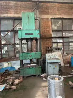 Used Hydraulic Press photo 1