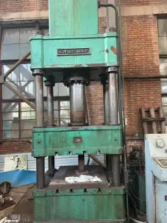 Used Hydraulic Press photo 2