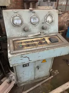 Used Hydraulic Press photo 3