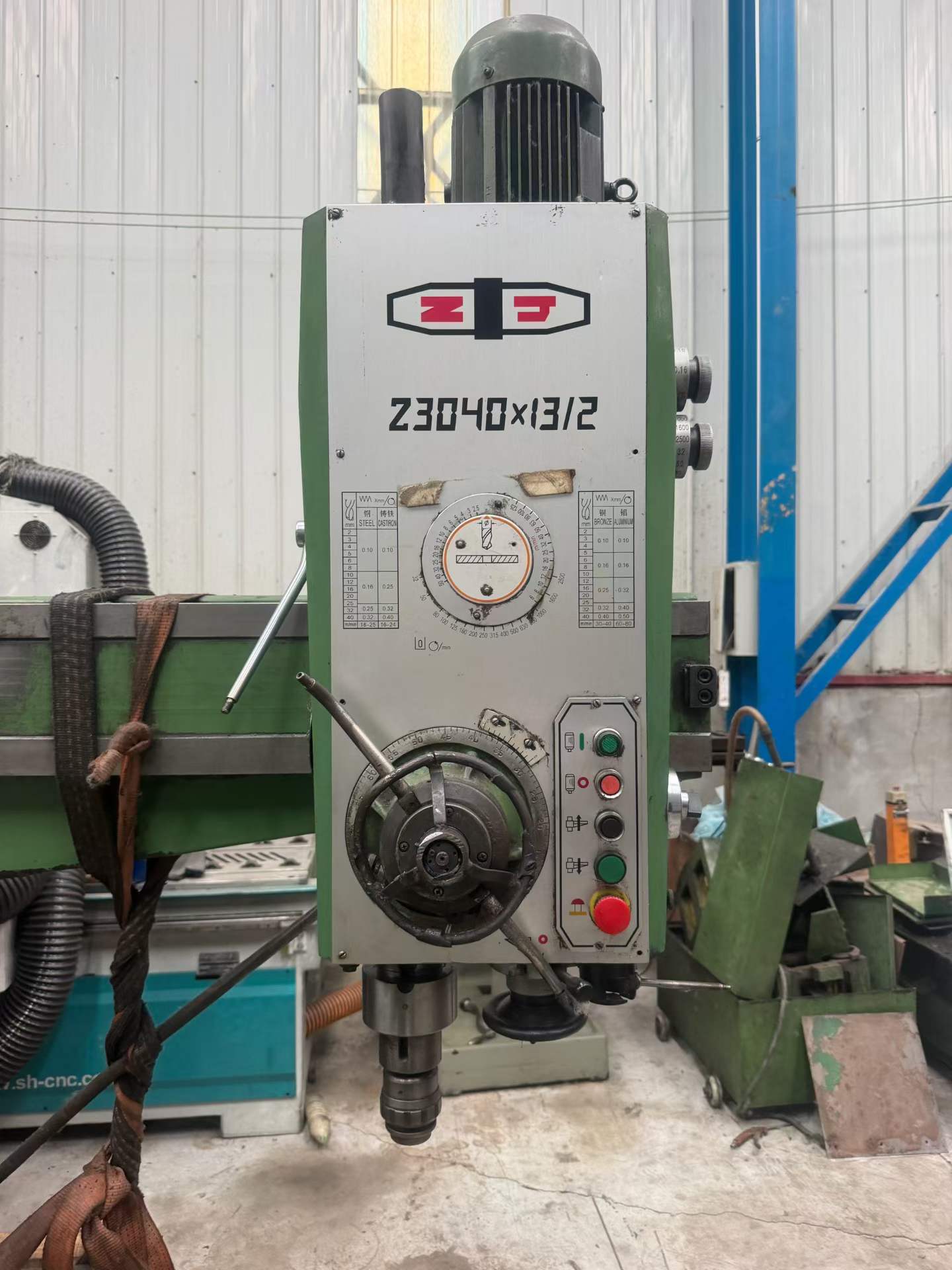 Used Zhongjie 3040 Radial Drilling Machine photo 2