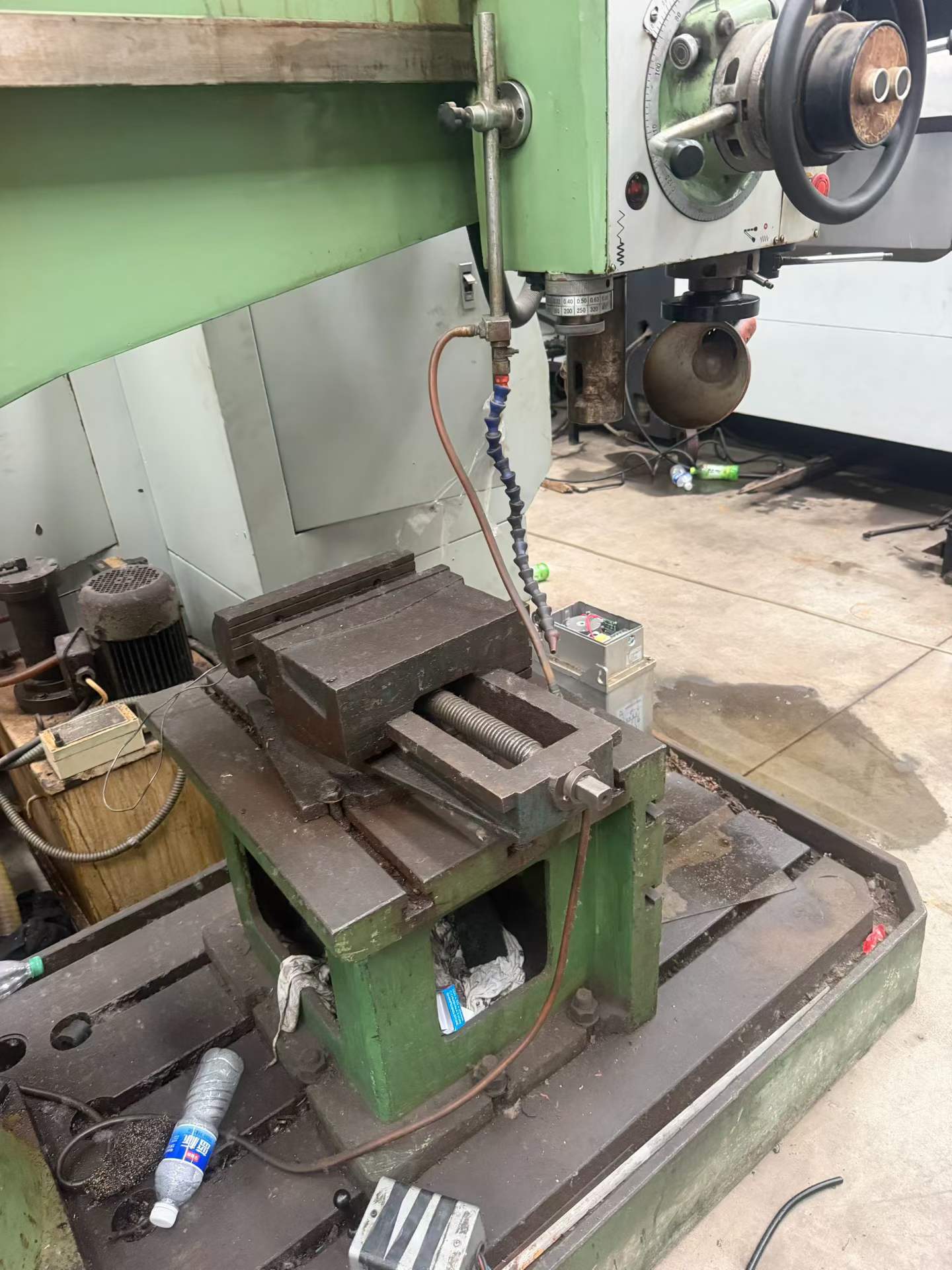 Used Zhongjie 3050 Radial Drilling Machine photo 4