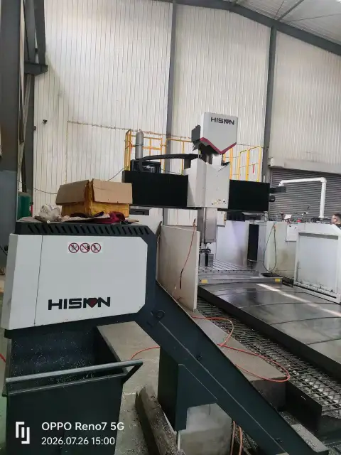 Máquina fresadora de pórtico CNC Haitian 4028 con control FANUC MF Plus