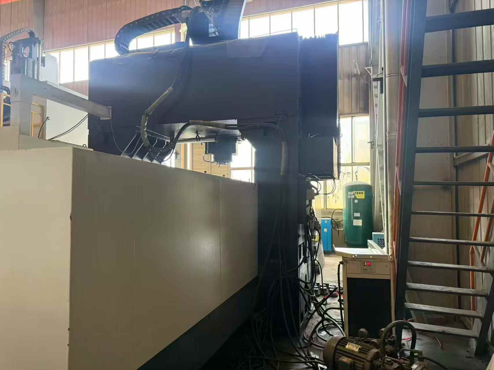 Used Haitian Precision HTM-3216 G Gantry Machining Center with Tool Magazine photo 6