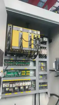 Used Daqiao 1685 Vertical Machining Center with Fanuc MF Control photo 8