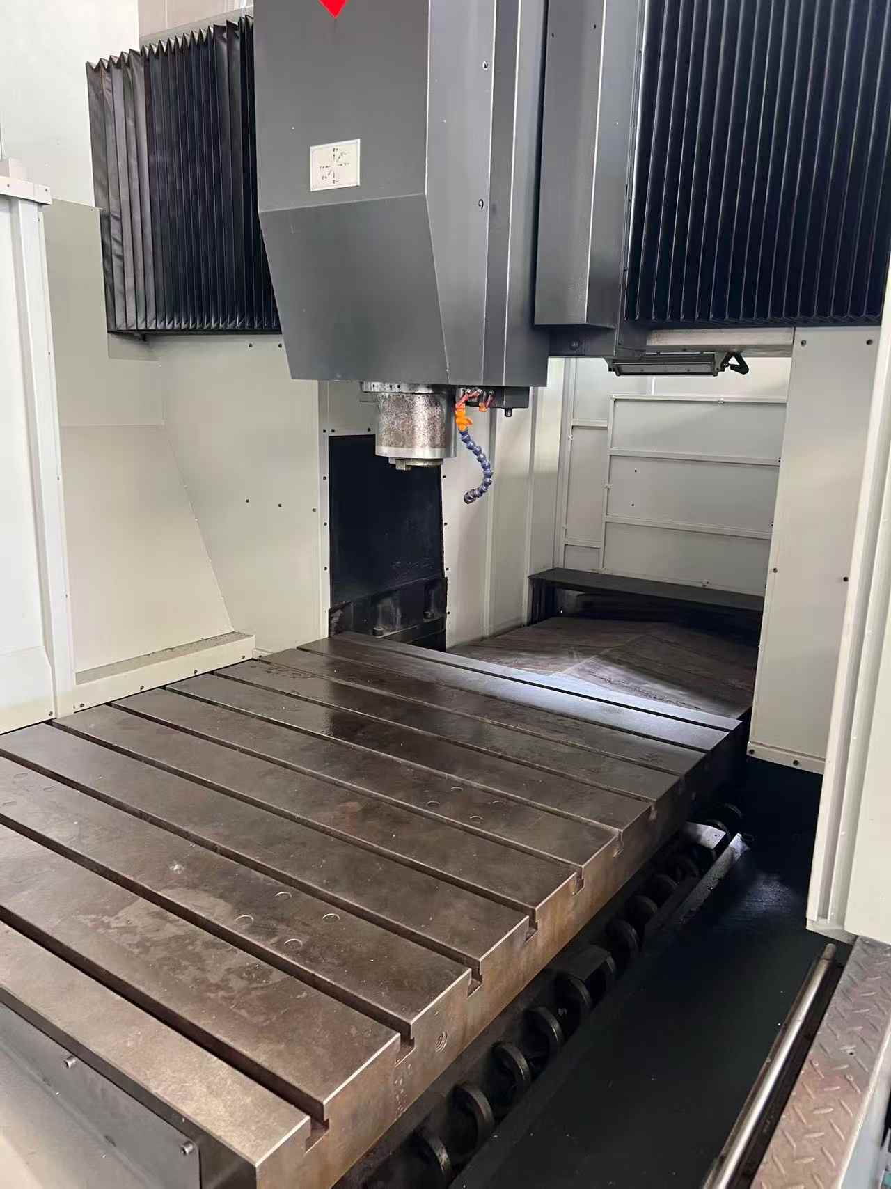 Used Haitian 1613 CNC Gantry Milling Machine photo 4