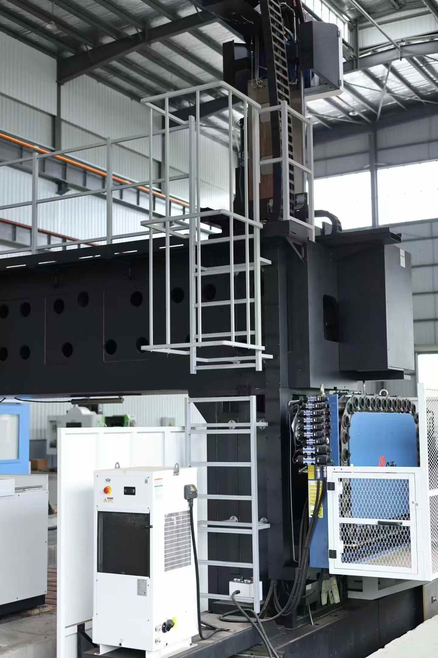 Used Niowei PM 401200 MSC Gantry Machining Center photo 3