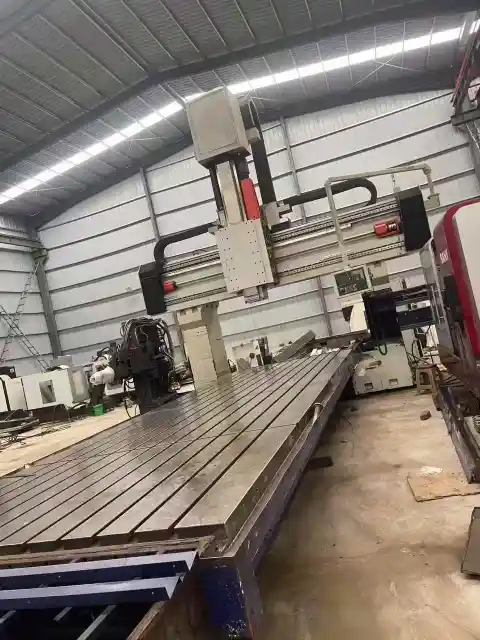 Б/у станок Shenyang Zhongjie CNC портальный расточно-фрезерный GMC 2580 RL